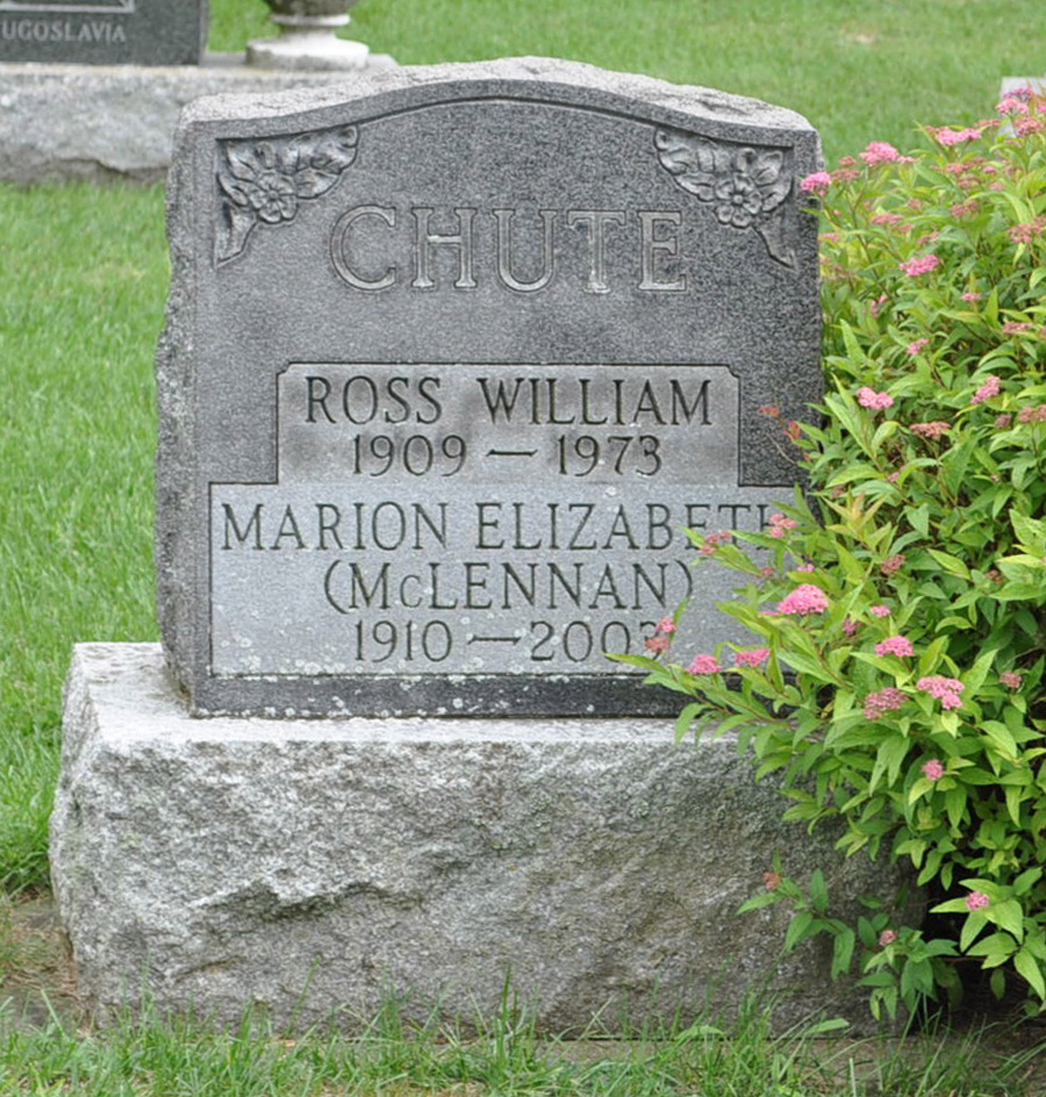 Photo of headstones/Marion Elizabeth Chute (McLennan) died 2003 MI Aylmer, Elgin, Ontario